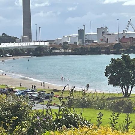 Sea Views Walk To Beaches New Plymouth Exterior photo